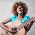 Comparing the Different Techniques of Fingerstyle Guitar Playing