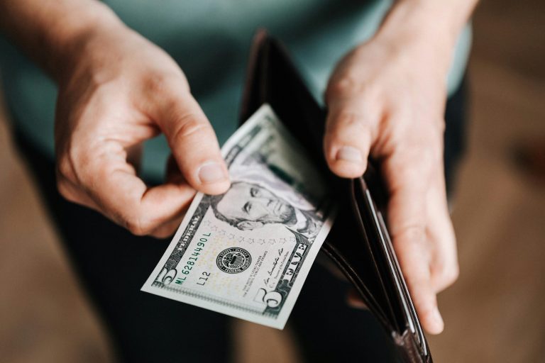 The Impact of Location on Salary: Geographic Pay Differentials
